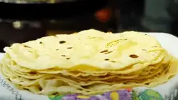 Tortillas-de-harina-con-mantequilla-caseras.